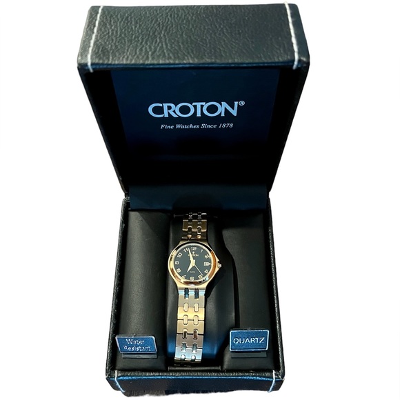 CROTON Ladies Gold Watch NWOT - Picture 3 of 8